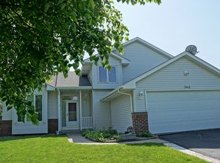 948 Coneflower Ct, Eagan, MN 55123