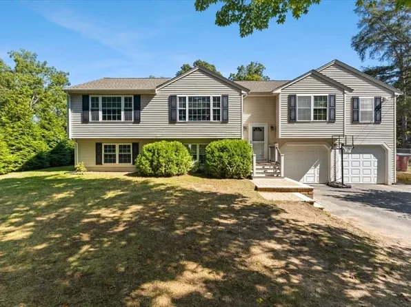 45 North St, Middleboro, MA 02346