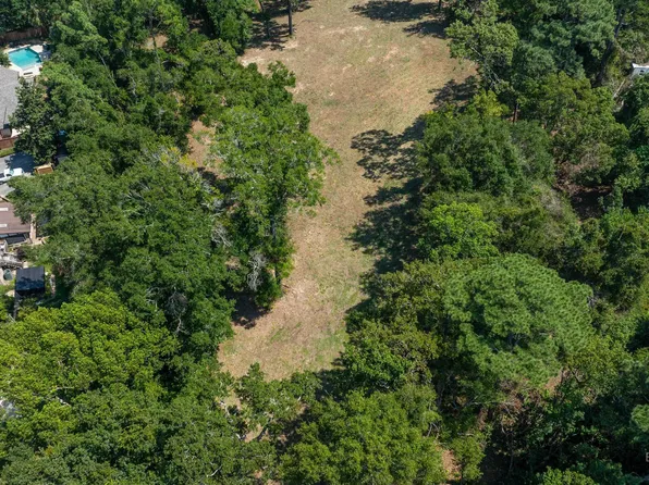 22702 Main St #15, Fairhope, AL 36532