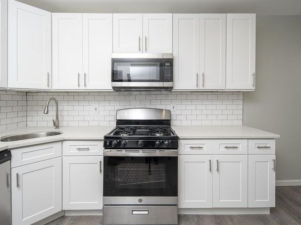 51 14th St UNIT 1, Troy, NY 12180