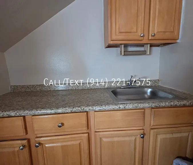 151 Linden St — Photo 8