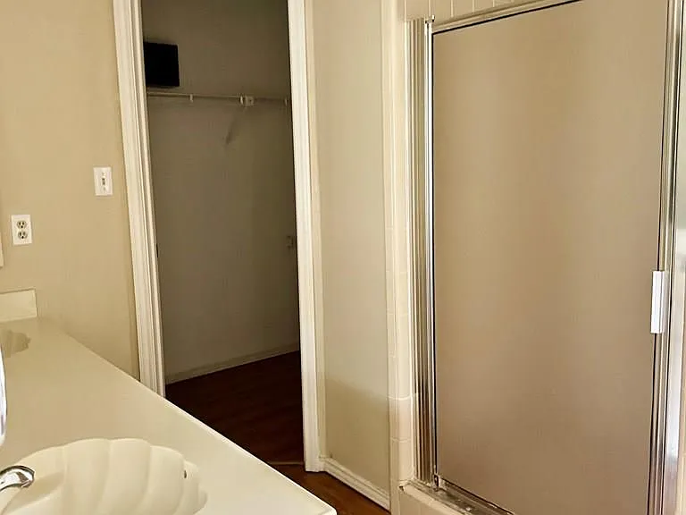 2802 Austrian Pine Ct — Photo 11