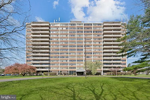 1508 Barclay Towers Photo 1 1508 Barclay Towers Photo 1