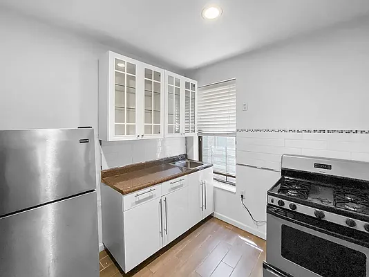 Rented by Keller Williams NYC | media 3