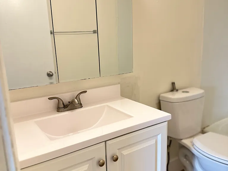 1133 McCarley Dr E #1133 — Photo 5