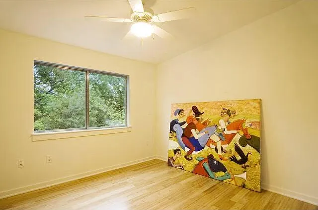 2200 Dickson Dr #219 — Photo 5