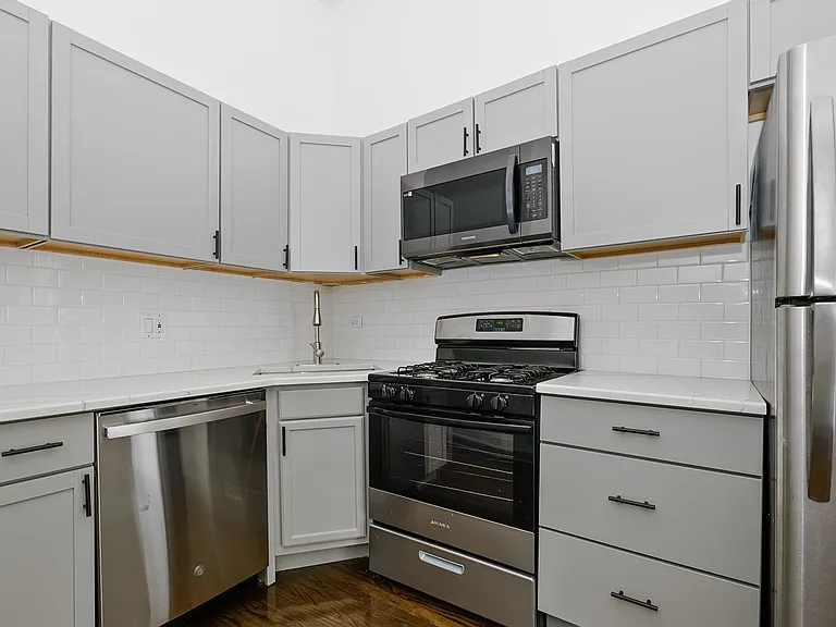 2026 S Washtenaw — Photo 11