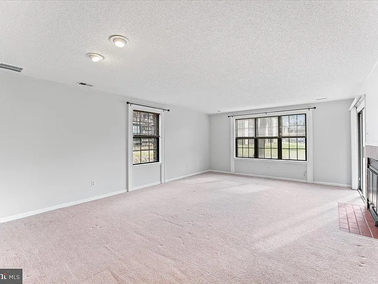 44 Witherspoon Ct #137 — Photo 10