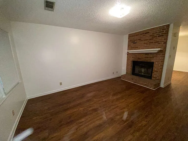 66 Tugalo Ln — Photo 2