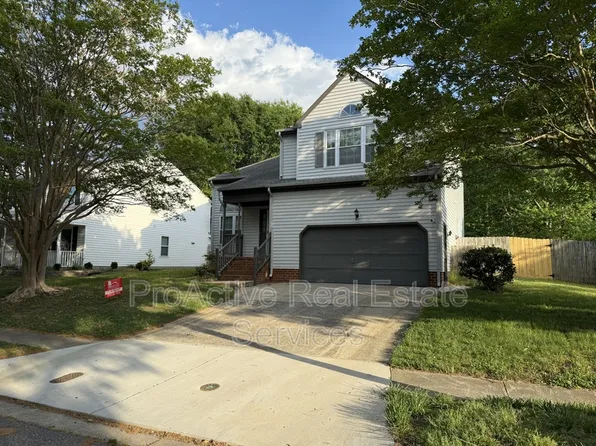 3813 Sterncroft Dr, Virginia Beach, VA 23456