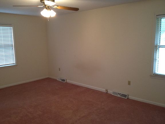 5th image of 1507 E Calhoun St