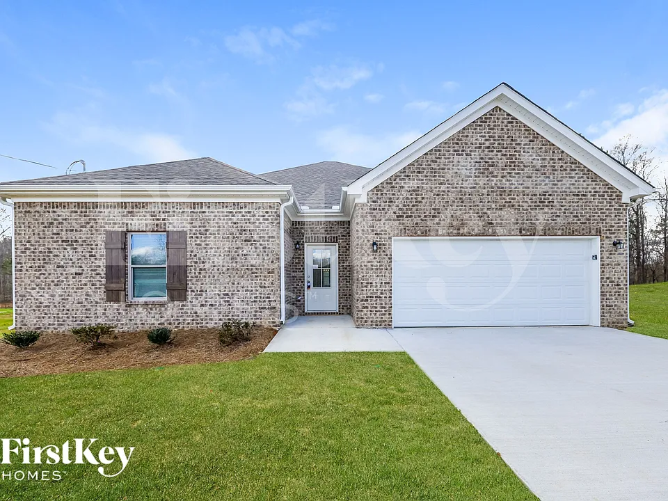 267 Lakewood Ln