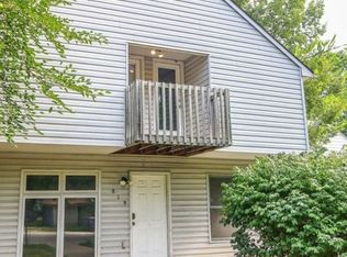 819 Thurston St, Manhattan, KS 66502