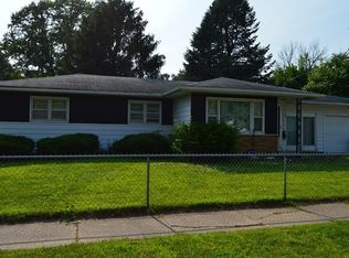 355 Halstead St, Waterloo, IA 50703