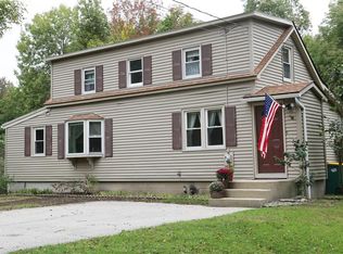 277 Cooper Rd, Glocester, RI 02814