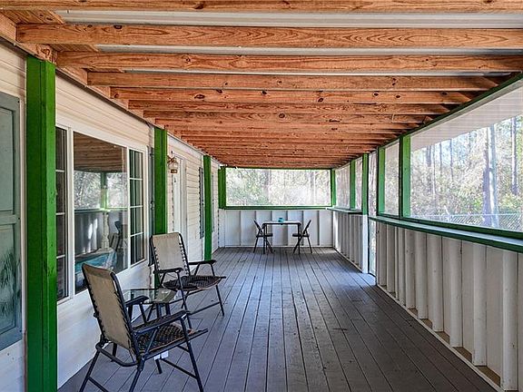 3rd image of 255 Drury Ln