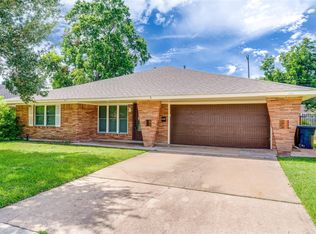 4025 Silverwood Dr, Houston, TX 77025