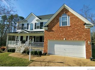 7805 Point Hollow Dr, Richmond, VA 23227
