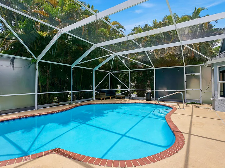 360 Hammocks Trl — Photo 27