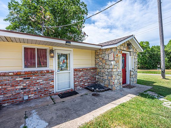 4th image of 2025 Chilcoat Ln