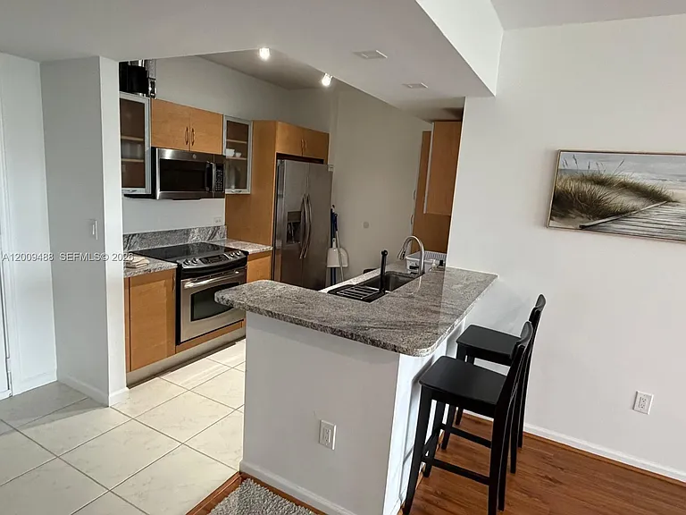 18800 NE 29th Ave #302 — Photo 13