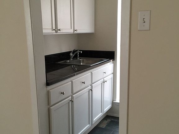 4th image of 2106 Bennett Ave APT 125