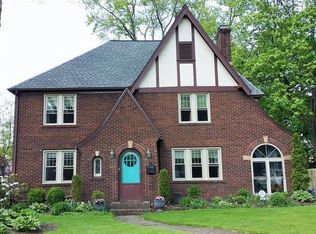 293 Sundale Rd, Akron, OH 44313