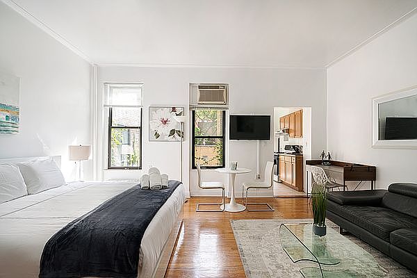 1st image of 210 W 17th St APT 3C