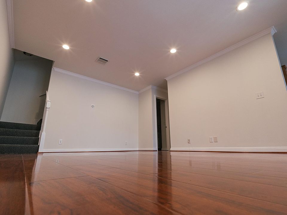1st image of 121 Sinclair Ave Unit 243