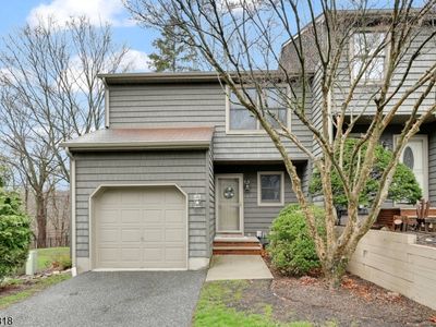 20 Mountain Ridge Rd, Bloomingdale, NJ, 07403