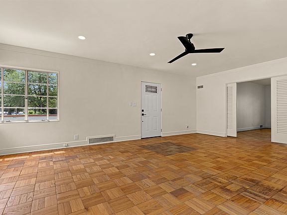 3rd image of 1822 E State St