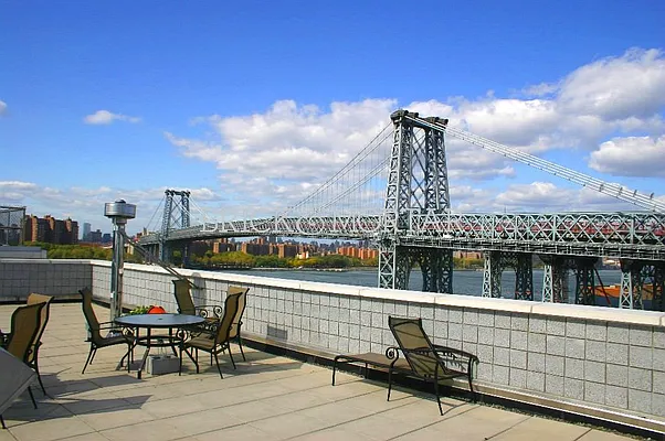 Rented by Brick&Mortar | media 63