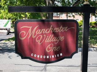 91 Manchester Ct #96, Wayne, NJ 07470