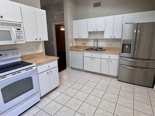 36817 Sandy Ln — Photo 4