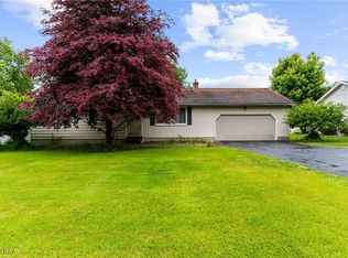 1295 Shields Rd, Youngstown, OH 44511