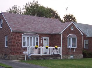 812 Ripley St, Philadelphia, PA 19111