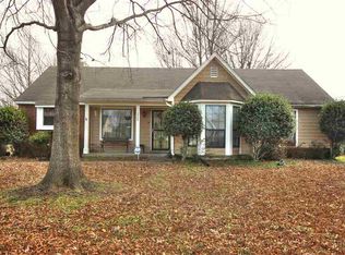 2724 Willow Rest Dr, Memphis, TN 38133