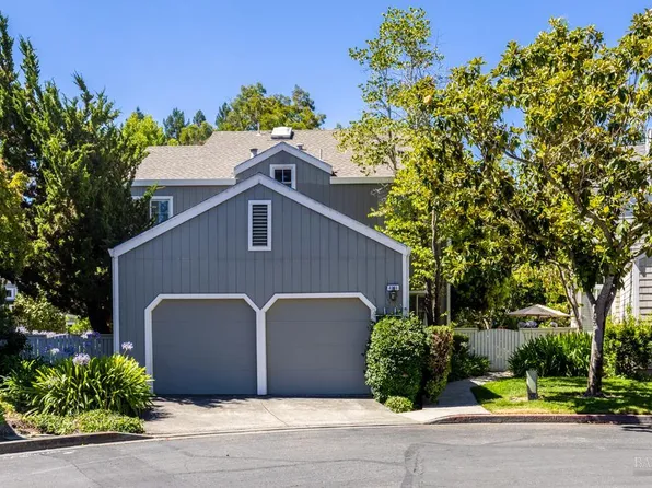 2361 Morningside Circle, Santa Rosa, CA 95405