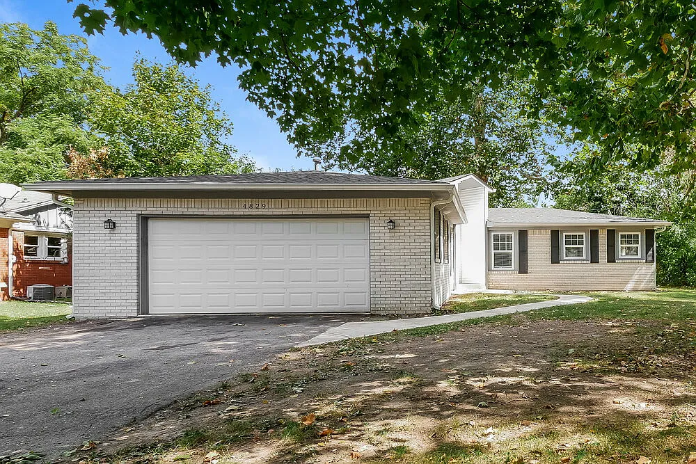 4829 Lincoln Rd photo 1