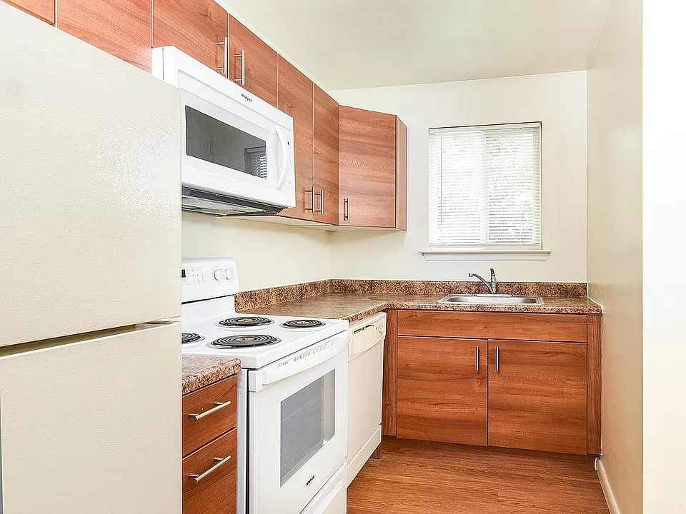 OakTree Apartments
