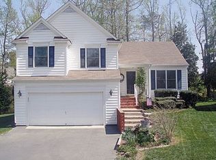 6752 Manor Gate Dr, Midlothian, VA 23112