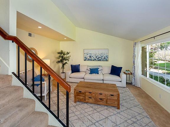 3rd image of 8645 Twin Rivers Dr