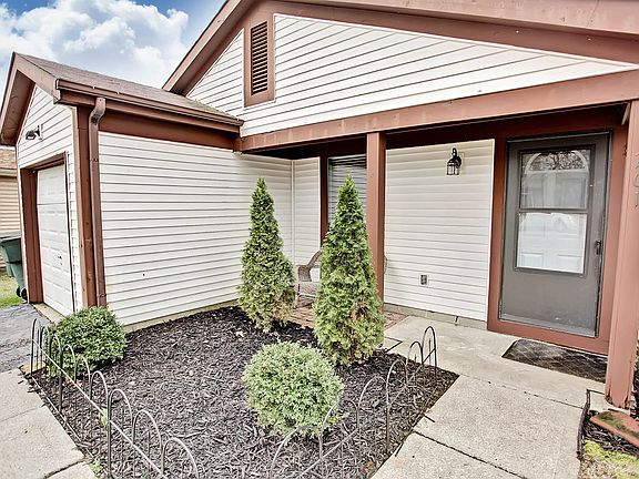 3rd image of 1201 Clement Dr