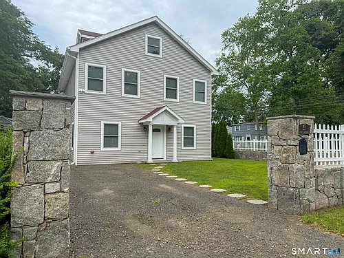 4 Newfield St #1 Photo 1