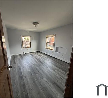 5th image of 103 Barnum Ave #103A