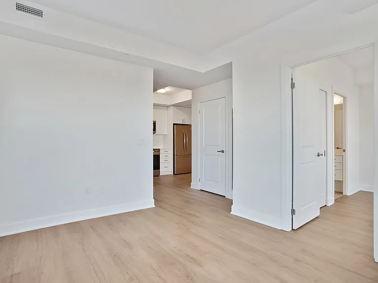 3240 William Coltson Ave — Photo 92