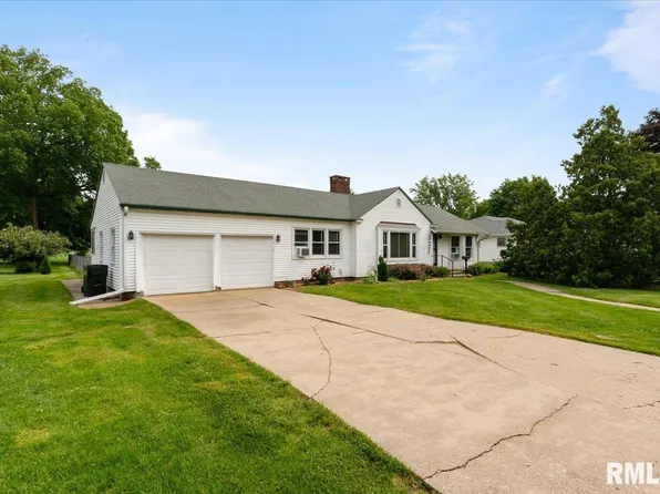 327 E Wells St, Geneseo, IL 61254