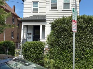 5 Beacon St #1, Somerville, MA 02143