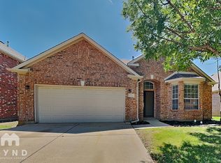 2720 Maple Creek Dr, Fort Worth, TX 76177