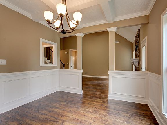 4th image of 755 Farmington Lot 755